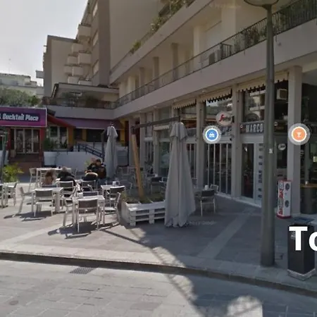 Movida Loft A Piazza Marconi Lido - A 1 Minuto!!!