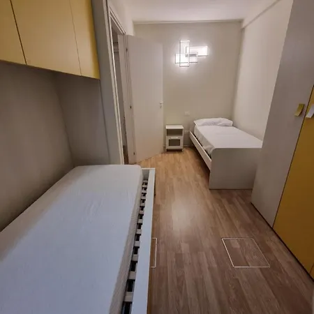 Movida Loft A Piazza Marconi Lido - A 1 Minuto!!! ليدو دي يسولو